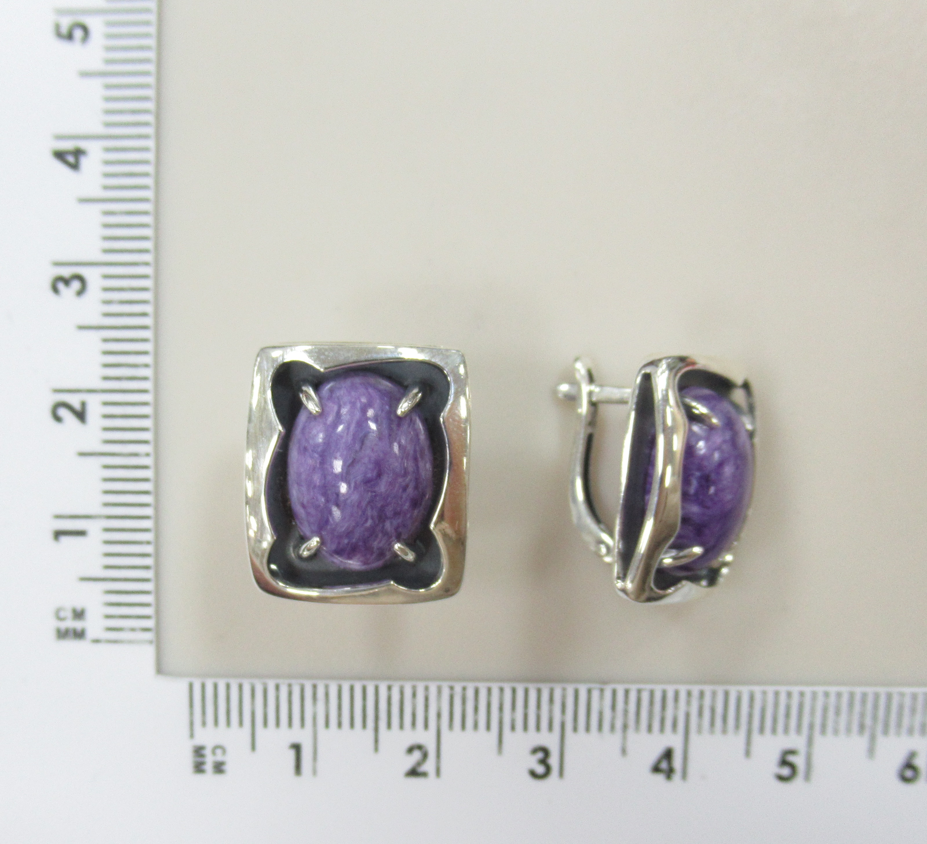 Серебряные серьги с чароитами